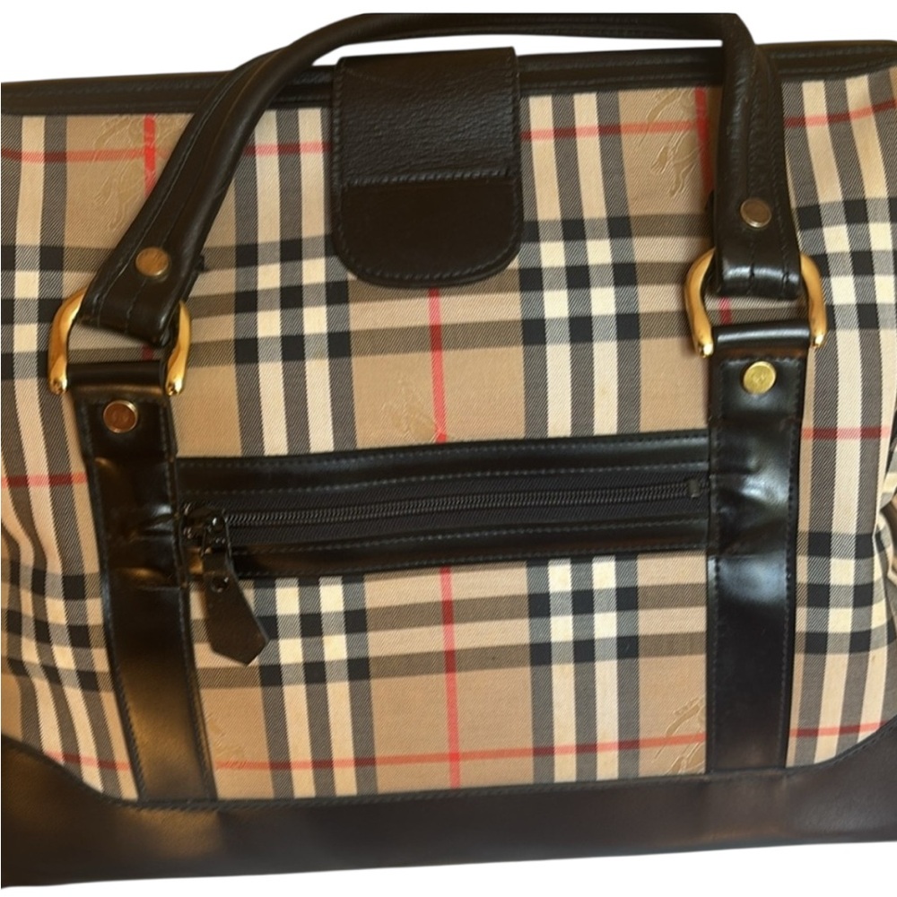 Burberrys Duffel Bag with Signature Plaid/COA - Picture 3 of 11
